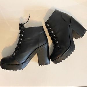 H&M Divided Platform Boots